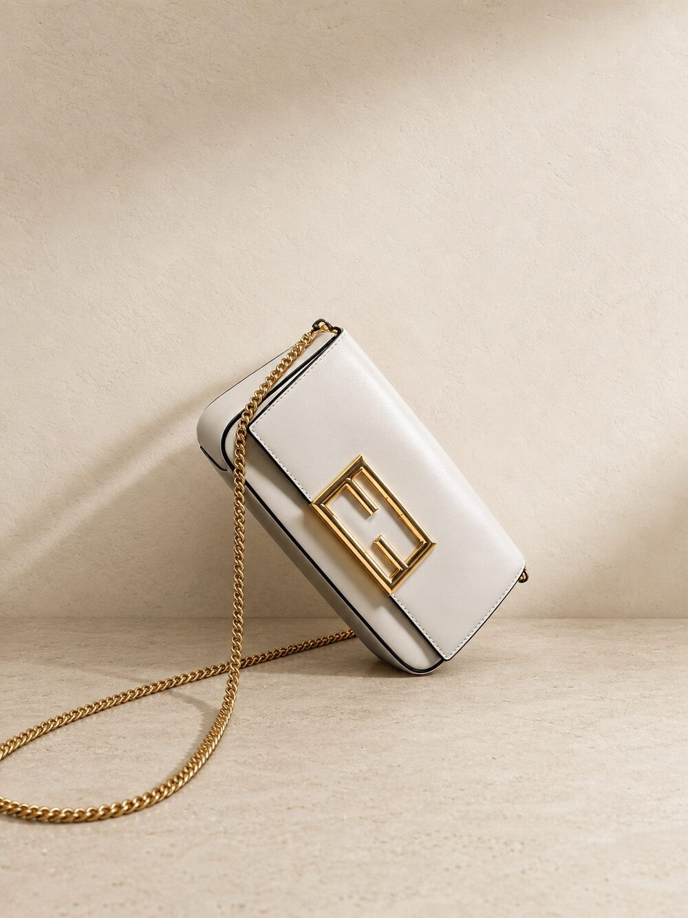 Fendi Smooth White Calfskin Purse with Gold FF Chain - Picture 6 of 8